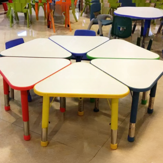 mesa de kinder infantil de trapecio ajustable